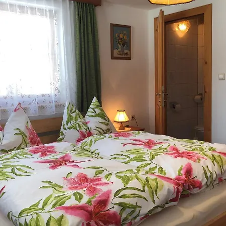 Olga Geiger - Bergheimat Apartment Bach  Room photo